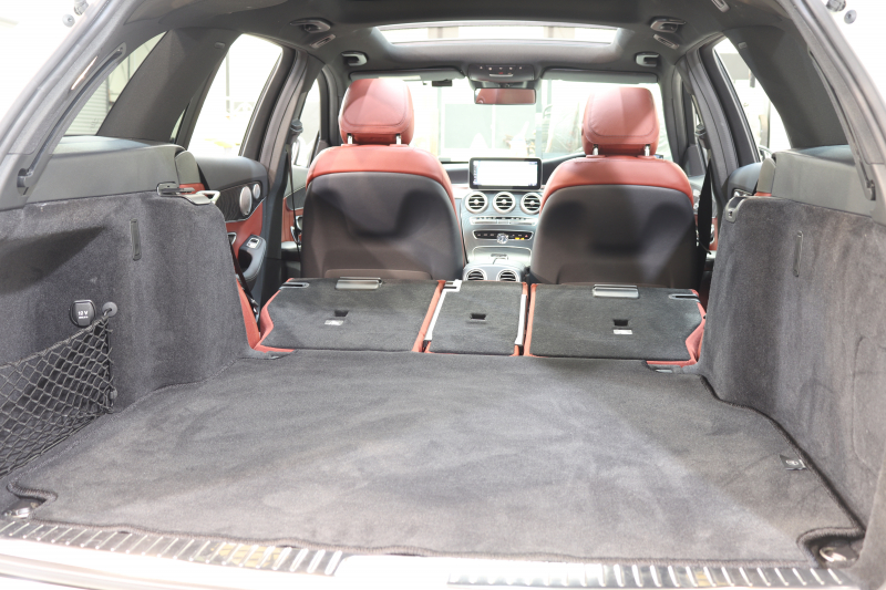 メルセデスベンツ Cクラス C200ｽﾃｰｼｮﾝﾜｺﾞﾝ AVG AMGﾗｲﾝ ﾚｻﾞｰｴｸｽｸﾙｰｼﾌﾞ&ﾚｰﾀﾞｰｾｰﾌﾃｨPKG　BSG搭載 後期 ｷｰﾚｽｺﾞｰ 赤本革 ﾊﾟﾉﾗﾏSR ﾍｯﾄﾞｱｯﾌﾟD HDDﾅﾋﾞTV ｽﾏﾎ連携 ﾌﾞﾙﾒｽﾀｰ ﾊﾞｯｸｶﾒﾗ PTS LEDﾗｲﾄ 自動Rｹﾞｰﾄ ﾊﾝｽﾞﾌﾘｰA AMGｴｱﾛ&18AW ｴｱｻｽ 9AT　2年保証