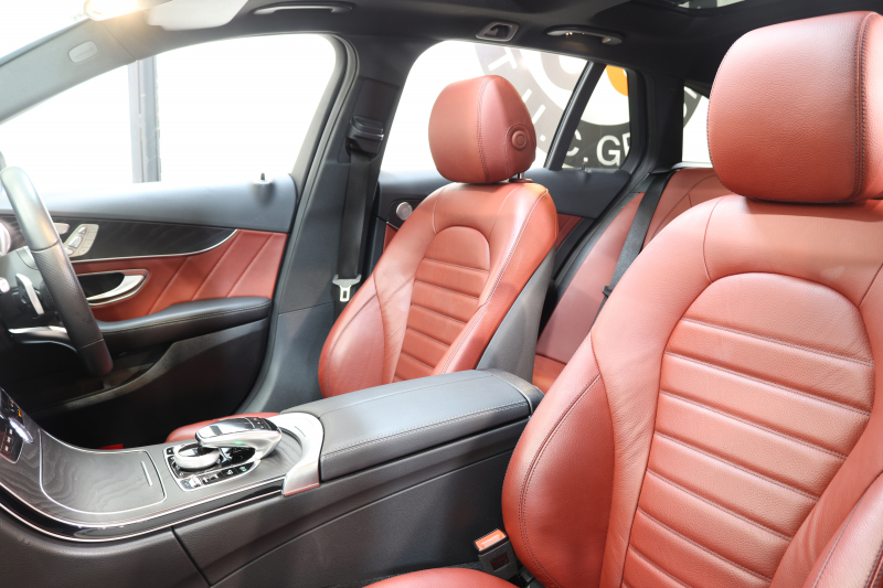 メルセデスベンツ Cクラス C200ｽﾃｰｼｮﾝﾜｺﾞﾝ AVG AMGﾗｲﾝ ﾚｻﾞｰｴｸｽｸﾙｰｼﾌﾞ&ﾚｰﾀﾞｰｾｰﾌﾃｨPKG　BSG搭載 後期 ｷｰﾚｽｺﾞｰ 赤本革 ﾊﾟﾉﾗﾏSR ﾍｯﾄﾞｱｯﾌﾟD HDDﾅﾋﾞTV ｽﾏﾎ連携 ﾌﾞﾙﾒｽﾀｰ ﾊﾞｯｸｶﾒﾗ PTS LEDﾗｲﾄ 自動Rｹﾞｰﾄ ﾊﾝｽﾞﾌﾘｰA AMGｴｱﾛ&18AW ｴｱｻｽ 9AT　2年保証