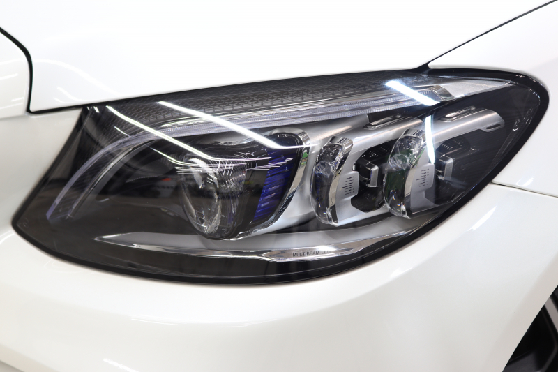 メルセデスベンツ Cクラス C200ｽﾃｰｼｮﾝﾜｺﾞﾝ AVG AMGﾗｲﾝ ﾚｻﾞｰｴｸｽｸﾙｰｼﾌﾞ&ﾚｰﾀﾞｰｾｰﾌﾃｨPKG　BSG搭載 後期 ｷｰﾚｽｺﾞｰ 赤本革 ﾊﾟﾉﾗﾏSR ﾍｯﾄﾞｱｯﾌﾟD HDDﾅﾋﾞTV ｽﾏﾎ連携 ﾌﾞﾙﾒｽﾀｰ ﾊﾞｯｸｶﾒﾗ PTS LEDﾗｲﾄ 自動Rｹﾞｰﾄ ﾊﾝｽﾞﾌﾘｰA AMGｴｱﾛ&18AW ｴｱｻｽ 9AT　2年保証