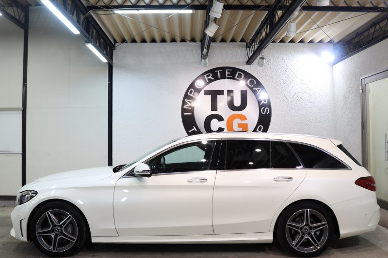 メルセデスベンツ Cクラス C200ｽﾃｰｼｮﾝﾜｺﾞﾝ AVG AMGﾗｲﾝ ﾚｻﾞｰｴｸｽｸﾙｰｼﾌﾞ&ﾚｰﾀﾞｰｾｰﾌﾃｨPKG　BSG搭載 後期 ｷｰﾚｽｺﾞｰ 赤本革 ﾊﾟﾉﾗﾏSR ﾍｯﾄﾞｱｯﾌﾟD HDDﾅﾋﾞTV ｽﾏﾎ連携 ﾌﾞﾙﾒｽﾀｰ ﾊﾞｯｸｶﾒﾗ PTS LEDﾗｲﾄ 自動Rｹﾞｰﾄ ﾊﾝｽﾞﾌﾘｰA AMGｴｱﾛ&18AW ｴｱｻｽ 9AT　2年保証