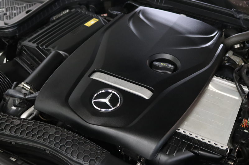 メルセデスベンツ Cクラス C200 AVG AMGﾗｲﾝ ﾚｻﾞｰｴｸｽｸﾙｰｼﾌﾞ&ﾚｰﾀﾞｰｾｰﾌﾃｨPKG　1ｵｰﾅｰ ｷｰﾚｽｺﾞｰ 赤本革 ﾍｯﾄﾞｱｯﾌﾟD HDDﾅﾋﾞTV BT音楽 ﾊﾞｯｸｶﾒﾗ PTS LEDﾗｲﾄ 自動Rｹﾞｰﾄ ﾊﾝｽﾞﾌﾘｰA AMGｴｱﾛ&18AW ｴｱｻｽ 7AT　2年保証