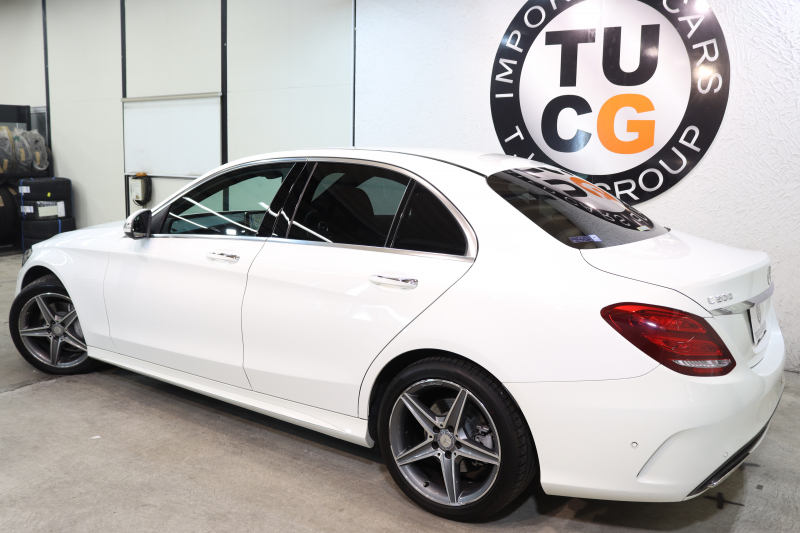 メルセデスベンツ Cクラス C200 AVG AMGﾗｲﾝ ﾚｻﾞｰｴｸｽｸﾙｰｼﾌﾞ&ﾚｰﾀﾞｰｾｰﾌﾃｨPKG　1ｵｰﾅｰ ｷｰﾚｽｺﾞｰ 赤本革 ﾍｯﾄﾞｱｯﾌﾟD HDDﾅﾋﾞTV BT音楽 ﾊﾞｯｸｶﾒﾗ PTS LEDﾗｲﾄ 自動Rｹﾞｰﾄ ﾊﾝｽﾞﾌﾘｰA AMGｴｱﾛ&18AW ｴｱｻｽ 7AT　2年保証