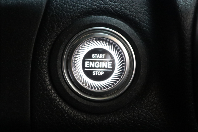 AMG Cクラス C43 4MATIC ﾚｰﾀﾞｰｾｰﾌﾃｨPKG　後期 ｷｰﾚｽｺﾞｰ 黒本革 ﾊﾟﾉﾗﾏSR ﾍｯﾄﾞｱｯﾌﾟD HDDﾅﾋﾞTV ｽﾏﾎ連携 ﾌﾞﾙﾒｽﾀｰ ﾊﾞｯｸｶﾒﾗ PTS LEDﾗｲﾄ 自動ﾄﾗﾝｸ ﾊﾝｽﾞﾌﾘｰA AMG専用装備&ﾁｭｰﾆﾝｸﾞﾀﾞｲﾅﾐｯｸS 9AT　2年保証