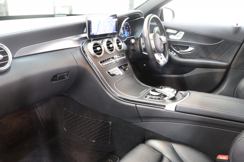 AMG Cクラス C43 4MATIC ﾚｰﾀﾞｰｾｰﾌﾃｨPKG　後期 ｷｰﾚｽｺﾞｰ 黒本革 ﾊﾟﾉﾗﾏSR ﾍｯﾄﾞｱｯﾌﾟD HDDﾅﾋﾞTV ｽﾏﾎ連携 ﾌﾞﾙﾒｽﾀｰ ﾊﾞｯｸｶﾒﾗ PTS LEDﾗｲﾄ 自動ﾄﾗﾝｸ ﾊﾝｽﾞﾌﾘｰA AMG専用装備&ﾁｭｰﾆﾝｸﾞﾀﾞｲﾅﾐｯｸS 9AT　2年保証