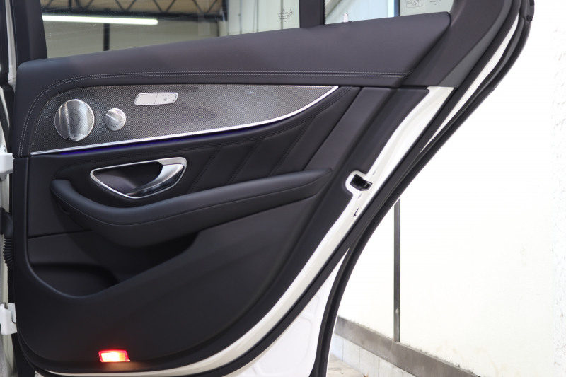 AMG Eクラス E53 4MATIC+ ｴｸｽｸﾙｰｼﾌﾞ&ﾚｰﾀﾞｰｾｰﾌﾃｨPKG　ISG搭載 中期 NEWｽﾃｱﾘﾝｸﾞ ｷｰﾚｽｺﾞｰ 黒本革 ﾍﾞﾝﾁﾚｰﾀｰ ﾊﾟﾉﾗﾏSR ﾍｯﾄﾞｱｯﾌﾟD HDDﾅﾋﾞTV&ｷｬﾝｾﾗｰ ｽﾏﾎ連携 ﾌﾞﾙﾒｽﾀｰ 360ｶﾒﾗ PTS LEDﾗｲﾄ 自動ﾄﾗﾝｸ ﾊﾝｽﾞﾌﾘｰA AMG専用装備&ﾁｭｰﾆﾝｸﾞ 9AT　2年保証