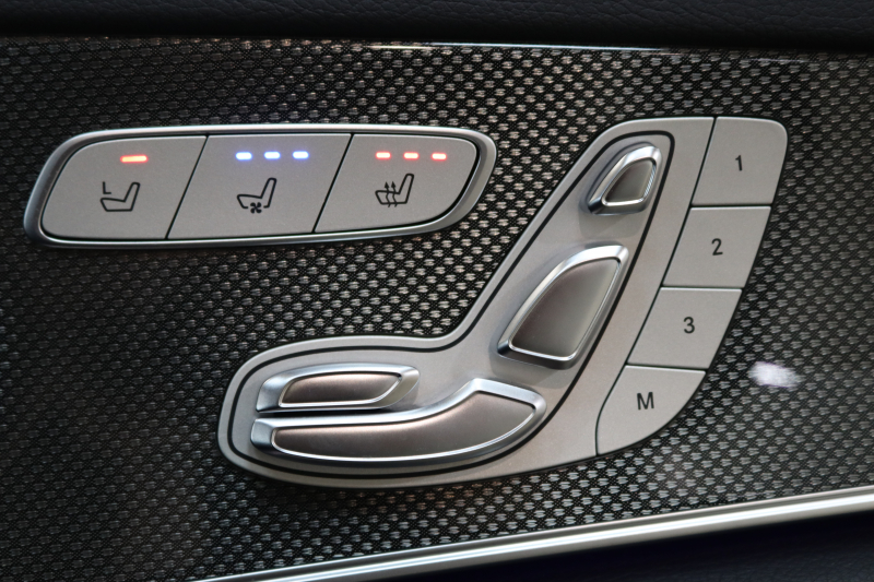 AMG Eクラス E53 4MATIC+ ｴｸｽｸﾙｰｼﾌﾞ&ﾚｰﾀﾞｰｾｰﾌﾃｨPKG　ISG搭載 中期 NEWｽﾃｱﾘﾝｸﾞ ｷｰﾚｽｺﾞｰ 黒本革 ﾍﾞﾝﾁﾚｰﾀｰ ﾊﾟﾉﾗﾏSR ﾍｯﾄﾞｱｯﾌﾟD HDDﾅﾋﾞTV&ｷｬﾝｾﾗｰ ｽﾏﾎ連携 ﾌﾞﾙﾒｽﾀｰ 360ｶﾒﾗ PTS LEDﾗｲﾄ 自動ﾄﾗﾝｸ ﾊﾝｽﾞﾌﾘｰA AMG専用装備&ﾁｭｰﾆﾝｸﾞ 9AT　2年保証