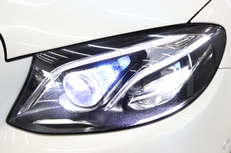 AMG Eクラス E53 4MATIC+ ｴｸｽｸﾙｰｼﾌﾞ&ﾚｰﾀﾞｰｾｰﾌﾃｨPKG　ISG搭載 中期 NEWｽﾃｱﾘﾝｸﾞ ｷｰﾚｽｺﾞｰ 黒本革 ﾍﾞﾝﾁﾚｰﾀｰ ﾊﾟﾉﾗﾏSR ﾍｯﾄﾞｱｯﾌﾟD HDDﾅﾋﾞTV&ｷｬﾝｾﾗｰ ｽﾏﾎ連携 ﾌﾞﾙﾒｽﾀｰ 360ｶﾒﾗ PTS LEDﾗｲﾄ 自動ﾄﾗﾝｸ ﾊﾝｽﾞﾌﾘｰA AMG専用装備&ﾁｭｰﾆﾝｸﾞ 9AT　2年保証