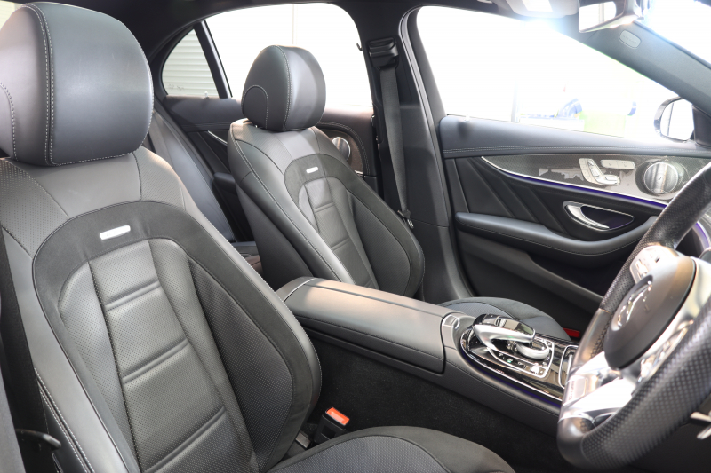 AMG Eクラス E53 4MATIC+ ｴｸｽｸﾙｰｼﾌﾞ&ﾚｰﾀﾞｰｾｰﾌﾃｨPKG　ISG搭載 中期 NEWｽﾃｱﾘﾝｸﾞ ｷｰﾚｽｺﾞｰ 黒本革 ﾍﾞﾝﾁﾚｰﾀｰ ﾊﾟﾉﾗﾏSR ﾍｯﾄﾞｱｯﾌﾟD HDDﾅﾋﾞTV&ｷｬﾝｾﾗｰ ｽﾏﾎ連携 ﾌﾞﾙﾒｽﾀｰ 360ｶﾒﾗ PTS LEDﾗｲﾄ 自動ﾄﾗﾝｸ ﾊﾝｽﾞﾌﾘｰA AMG専用装備&ﾁｭｰﾆﾝｸﾞ 9AT　2年保証