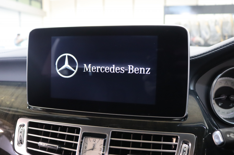 メルセデスベンツ CLS CLS220d AMGﾗｲﾝ ﾚｰﾀﾞｰｾｰﾌﾃｨPKG　後期 ｷｰﾚｽｺﾞｰ 黒本革 ｻﾝﾙｰﾌ HDDﾅﾋﾞTV&ｷｬﾝｾﾗｰ ｽﾏﾎ連携 360ｶﾒﾗ PTS LEDﾗｲﾄ AMGｴｱﾛ&19AW ｴｱｻｽ 7AT　2年保証