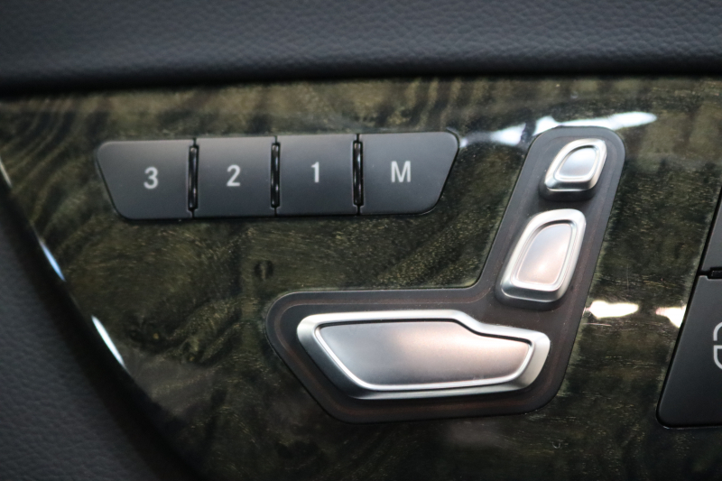 メルセデスベンツ CLS CLS220d AMGﾗｲﾝ ﾚｰﾀﾞｰｾｰﾌﾃｨPKG　後期 ｷｰﾚｽｺﾞｰ 黒本革 ｻﾝﾙｰﾌ HDDﾅﾋﾞTV&ｷｬﾝｾﾗｰ ｽﾏﾎ連携 360ｶﾒﾗ PTS LEDﾗｲﾄ AMGｴｱﾛ&19AW ｴｱｻｽ 7AT　2年保証