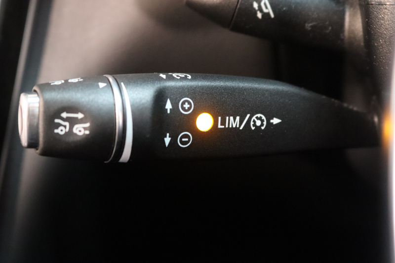 AMG GLC GLC43 4MATIC ﾚｻﾞｰｴｸｽｸﾙｰｼﾌﾞ&ﾅｲﾄ&ﾚｰﾀﾞｰｾｰﾌﾃｨPKG　ｷｰﾚｽｺﾞｰ 黒本革 ﾊﾟﾉﾗﾏSR ﾍｯﾄﾞｱｯﾌﾟD HDDﾅﾋﾞTV BT音楽 ﾌﾞﾙﾒｽﾀｰ 360ｶﾒﾗ PTS LEDﾗｲﾄ 自動Rｹﾞｰﾄ ﾊﾝｽﾞﾌﾘｰA AMG専用装備&ﾁｭｰﾆﾝｸﾞ 9AT　2年保証