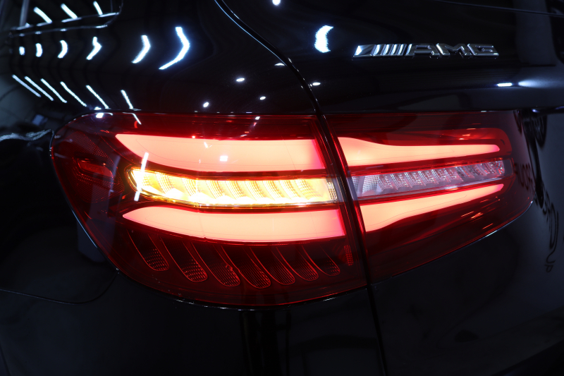 AMG GLC GLC43 4MATIC ﾚｻﾞｰｴｸｽｸﾙｰｼﾌﾞ&ﾅｲﾄ&ﾚｰﾀﾞｰｾｰﾌﾃｨPKG　ｷｰﾚｽｺﾞｰ 黒本革 ﾊﾟﾉﾗﾏSR ﾍｯﾄﾞｱｯﾌﾟD HDDﾅﾋﾞTV BT音楽 ﾌﾞﾙﾒｽﾀｰ 360ｶﾒﾗ PTS LEDﾗｲﾄ 自動Rｹﾞｰﾄ ﾊﾝｽﾞﾌﾘｰA AMG専用装備&ﾁｭｰﾆﾝｸﾞ 9AT　2年保証