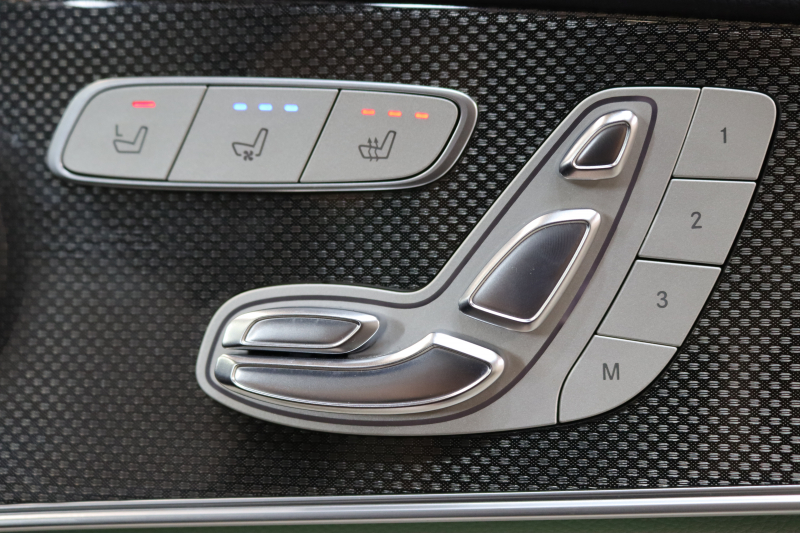 AMG Eクラス E43 4MATIC ｴｸｽｸﾙｰｼﾌﾞ&ﾚｰﾀﾞｰｾｰﾌﾃｨPKG　1ｵｰﾅｰ ｷｰﾚｽｺﾞｰ 白本革 ﾍﾞﾝﾁﾚｰﾀｰ ﾊﾟﾉﾗﾏSR ﾍｯﾄﾞｱｯﾌﾟD HDDﾅﾋﾞTV ｽﾏﾎ連携 ﾌﾞﾙﾒｽﾀｰ 360ｶﾒﾗ PTS LEDﾗｲﾄ 自動ﾄﾗﾝｸ ﾊﾝｽﾞﾌﾘｰA AMG専用装備&ﾁｭｰﾆﾝｸﾞ 9AT　2年保証