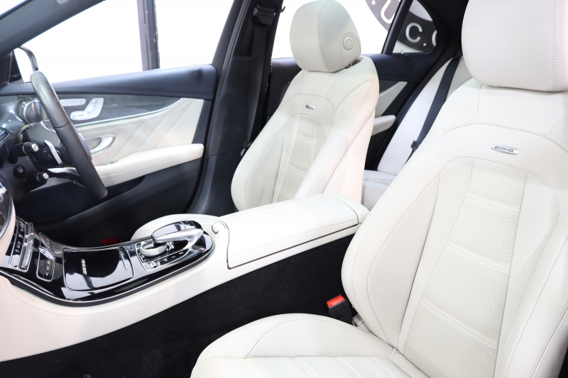 AMG Eクラス E43 4MATIC ｴｸｽｸﾙｰｼﾌﾞ&ﾚｰﾀﾞｰｾｰﾌﾃｨPKG　1ｵｰﾅｰ ｷｰﾚｽｺﾞｰ 白本革 ﾍﾞﾝﾁﾚｰﾀｰ ﾊﾟﾉﾗﾏSR ﾍｯﾄﾞｱｯﾌﾟD HDDﾅﾋﾞTV ｽﾏﾎ連携 ﾌﾞﾙﾒｽﾀｰ 360ｶﾒﾗ PTS LEDﾗｲﾄ 自動ﾄﾗﾝｸ ﾊﾝｽﾞﾌﾘｰA AMG専用装備&ﾁｭｰﾆﾝｸﾞ 9AT　2年保証