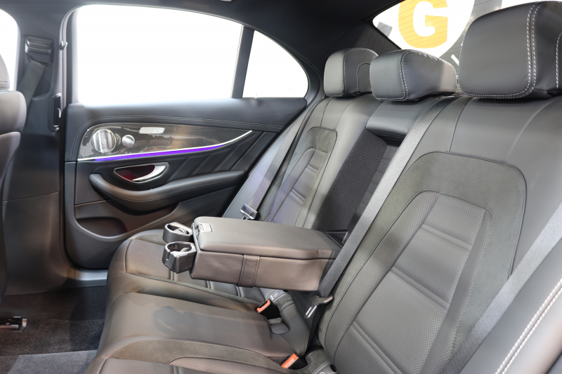 AMG Eクラス E53 4MATIC+ ｴｸｽｸﾙｰｼﾌﾞ&ﾚｰﾀﾞｰｾｰﾌﾃｨPKG　ISG搭載 後期 ｷｰﾚｽｺﾞｰ 黒本革 ﾍﾞﾝﾁﾚｰﾀｰ ﾊﾟﾉﾗﾏSR ﾍｯﾄﾞｱｯﾌﾟD MBUXﾅﾋﾞTV&ARﾅﾋﾞ ｽﾏﾎ連携 ﾌﾞﾙﾒｽﾀｰ 360ｶﾒﾗ PTS LEDﾗｲﾄ 自動ﾄﾗﾝｸ AMG専用装備&ﾁｭｰﾆﾝｸﾞ ﾜｲﾔﾚｽ充電 9AT　2年保証