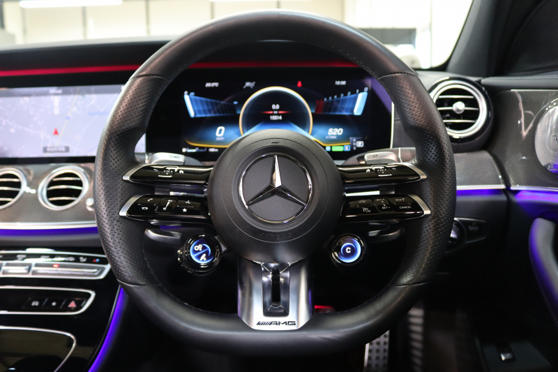 AMG Eクラス E53 4MATIC+ ｴｸｽｸﾙｰｼﾌﾞ&ﾚｰﾀﾞｰｾｰﾌﾃｨPKG　ISG搭載 後期 ｷｰﾚｽｺﾞｰ 黒本革 ﾍﾞﾝﾁﾚｰﾀｰ ﾊﾟﾉﾗﾏSR ﾍｯﾄﾞｱｯﾌﾟD MBUXﾅﾋﾞTV&ARﾅﾋﾞ ｽﾏﾎ連携 ﾌﾞﾙﾒｽﾀｰ 360ｶﾒﾗ PTS LEDﾗｲﾄ 自動ﾄﾗﾝｸ AMG専用装備&ﾁｭｰﾆﾝｸﾞ ﾜｲﾔﾚｽ充電 9AT　2年保証