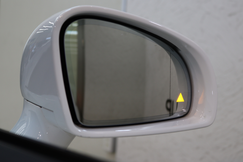 メルセデスベンツ SLKクラス SLK200 ﾄﾚﾝﾄﾞ+ AMGｽﾎﾟｰﾂ&ﾚｰﾀﾞｰｾｰﾌﾃｨPKG　後期型  黒本革 ｴｱｽｶｰﾌ ﾊﾞﾘｵR HDDﾅﾋﾞTV BT音楽 DSRC ｷｾﾉﾝ ｴｱｶﾞｲﾄﾞ AMGｴｱﾛ&18AW 9AT　2年保証