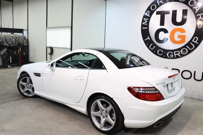 メルセデスベンツ SLKクラス SLK200 ﾄﾚﾝﾄﾞ+ AMGｽﾎﾟｰﾂ&ﾚｰﾀﾞｰｾｰﾌﾃｨPKG　後期型  黒本革 ｴｱｽｶｰﾌ ﾊﾞﾘｵR HDDﾅﾋﾞTV BT音楽 DSRC ｷｾﾉﾝ ｴｱｶﾞｲﾄﾞ AMGｴｱﾛ&18AW 9AT　2年保証