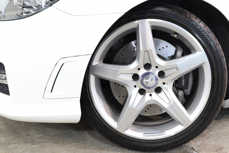 メルセデスベンツ SLKクラス SLK200 ﾄﾚﾝﾄﾞ+ AMGｽﾎﾟｰﾂ&ﾚｰﾀﾞｰｾｰﾌﾃｨPKG　後期型  黒本革 ｴｱｽｶｰﾌ ﾊﾞﾘｵR HDDﾅﾋﾞTV BT音楽 DSRC ｷｾﾉﾝ ｴｱｶﾞｲﾄﾞ AMGｴｱﾛ&18AW 9AT　2年保証