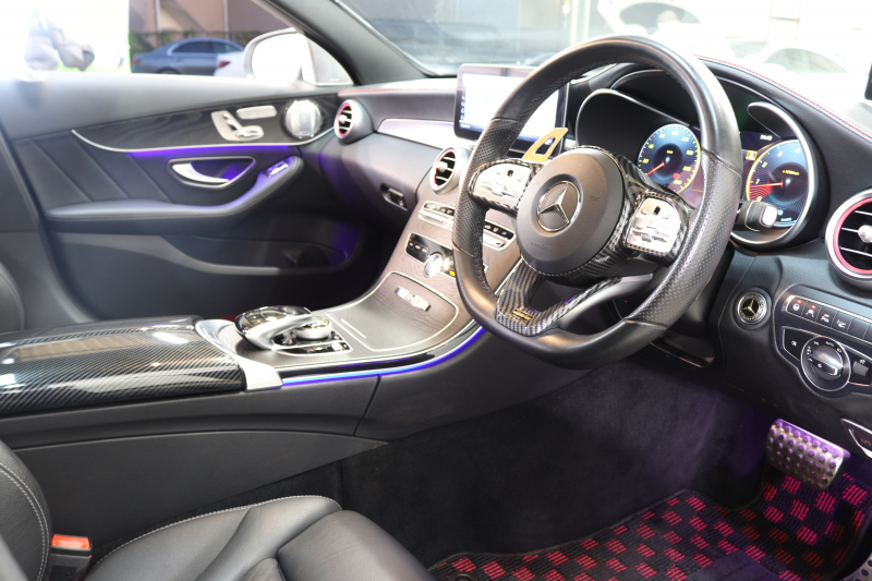 メルセデスベンツ Cクラス C200ｽﾃｰｼｮﾝﾜｺﾞﾝ AVG AMGﾗｲﾝ ﾚｻﾞｰｴｸｽｸﾙｰｼﾌﾞ&ﾚｰﾀﾞｰｾｰﾌﾃｨPKG　BSG搭載 後期 ｷｰﾚｽｺﾞｰ 黒本革 ﾊﾟﾉﾗﾏSR ﾍｯﾄﾞｱｯﾌﾟD HDDﾅﾋﾞTV ｽﾏﾎ連携 ﾌﾞﾙﾒｽﾀｰ ﾊﾞｯｸｶﾒﾗ PTS LEDﾗｲﾄ 自動Rｹﾞｰﾄ ﾊﾝｽﾞﾌﾘｰA AMGｴｱﾛ&18AW ｴｱｻｽ 9AT　2年保証