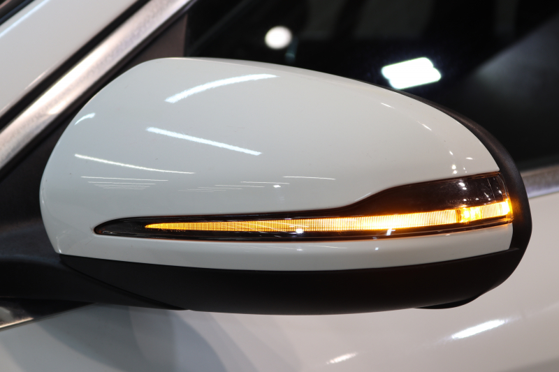 メルセデスベンツ Cクラス C200ｽﾃｰｼｮﾝﾜｺﾞﾝ AVG AMGﾗｲﾝ ﾚｻﾞｰｴｸｽｸﾙｰｼﾌﾞ&ﾚｰﾀﾞｰｾｰﾌﾃｨPKG　BSG搭載 後期 ｷｰﾚｽｺﾞｰ 黒本革 ﾊﾟﾉﾗﾏSR ﾍｯﾄﾞｱｯﾌﾟD HDDﾅﾋﾞTV ｽﾏﾎ連携 ﾌﾞﾙﾒｽﾀｰ ﾊﾞｯｸｶﾒﾗ PTS LEDﾗｲﾄ 自動Rｹﾞｰﾄ ﾊﾝｽﾞﾌﾘｰA AMGｴｱﾛ&18AW ｴｱｻｽ 9AT　2年保証