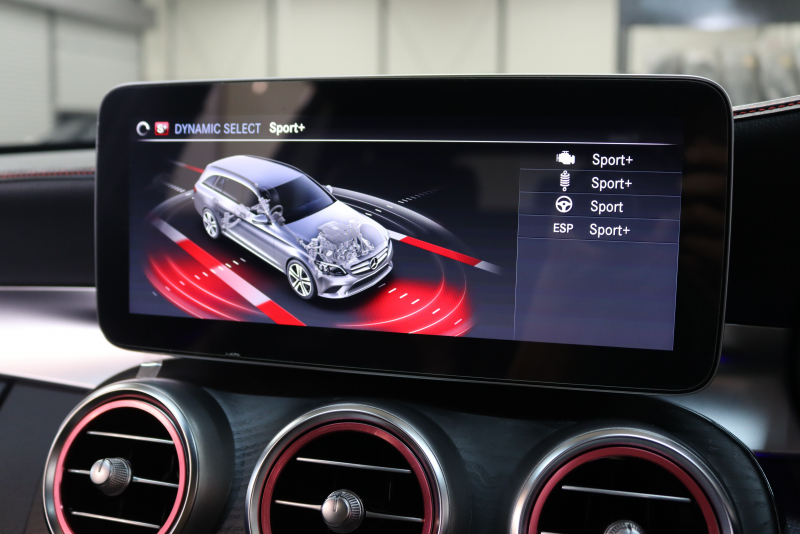 メルセデスベンツ Cクラス C200ｽﾃｰｼｮﾝﾜｺﾞﾝ AVG AMGﾗｲﾝ ﾚｻﾞｰｴｸｽｸﾙｰｼﾌﾞ&ﾚｰﾀﾞｰｾｰﾌﾃｨPKG　BSG搭載 後期 ｷｰﾚｽｺﾞｰ 黒本革 ﾊﾟﾉﾗﾏSR ﾍｯﾄﾞｱｯﾌﾟD HDDﾅﾋﾞTV ｽﾏﾎ連携 ﾌﾞﾙﾒｽﾀｰ ﾊﾞｯｸｶﾒﾗ PTS LEDﾗｲﾄ 自動Rｹﾞｰﾄ ﾊﾝｽﾞﾌﾘｰA AMGｴｱﾛ&18AW ｴｱｻｽ 9AT　2年保証