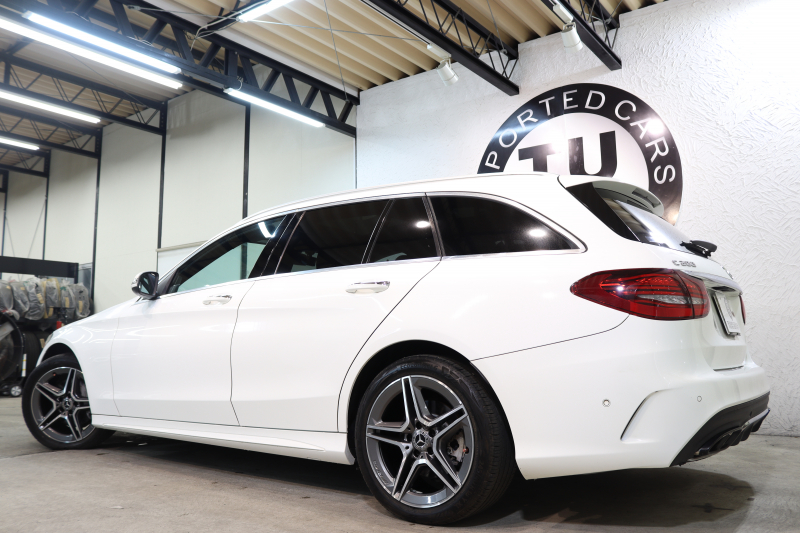 メルセデスベンツ Cクラス C200ｽﾃｰｼｮﾝﾜｺﾞﾝ AVG AMGﾗｲﾝ ﾚｻﾞｰｴｸｽｸﾙｰｼﾌﾞ&ﾚｰﾀﾞｰｾｰﾌﾃｨPKG　BSG搭載 後期 ｷｰﾚｽｺﾞｰ 黒本革 ﾊﾟﾉﾗﾏSR ﾍｯﾄﾞｱｯﾌﾟD HDDﾅﾋﾞTV ｽﾏﾎ連携 ﾌﾞﾙﾒｽﾀｰ ﾊﾞｯｸｶﾒﾗ PTS LEDﾗｲﾄ 自動Rｹﾞｰﾄ ﾊﾝｽﾞﾌﾘｰA AMGｴｱﾛ&18AW ｴｱｻｽ 9AT　2年保証