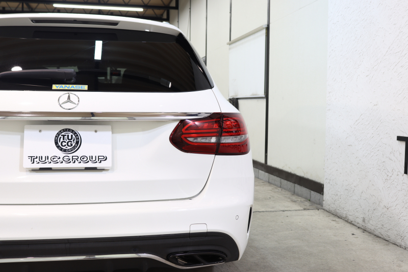 メルセデスベンツ Cクラス C200ｽﾃｰｼｮﾝﾜｺﾞﾝ AVG AMGﾗｲﾝ ﾚｻﾞｰｴｸｽｸﾙｰｼﾌﾞ&ﾚｰﾀﾞｰｾｰﾌﾃｨPKG　BSG搭載 後期 ｷｰﾚｽｺﾞｰ 黒本革 ﾊﾟﾉﾗﾏSR ﾍｯﾄﾞｱｯﾌﾟD HDDﾅﾋﾞTV ｽﾏﾎ連携 ﾌﾞﾙﾒｽﾀｰ ﾊﾞｯｸｶﾒﾗ PTS LEDﾗｲﾄ 自動Rｹﾞｰﾄ ﾊﾝｽﾞﾌﾘｰA AMGｴｱﾛ&18AW ｴｱｻｽ 9AT　2年保証