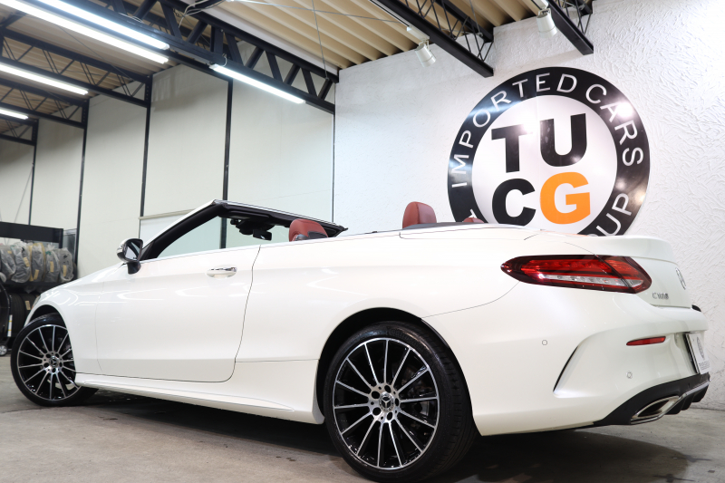 メルセデスベンツ Cクラス C180ｶﾌﾞﾘｵﾚ ｽﾎﾟｰﾂ ﾚｻﾞｰｴｸｽｸﾙｰｼﾌﾞ&ﾚｰﾀﾞｰｾｰﾌﾃｨPKG　後期 1ｵｰﾅｰ MEｺﾈｸﾄ ｷｰﾚｽｺﾞｰ 赤本革 ﾍｯﾄﾞｱｯﾌﾟD HDDﾅﾋﾞTV ｽﾏﾎ連携 ﾊﾞｯｸｶﾒﾗ PTS LEDﾗｲﾄ AMGｴｱﾛ&19AW ｴｱｻｽ 黒幌 9AT　2年保証