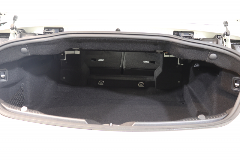 メルセデスベンツ Cクラス C180ｶﾌﾞﾘｵﾚ ｽﾎﾟｰﾂ ﾚｻﾞｰｴｸｽｸﾙｰｼﾌﾞ&ﾚｰﾀﾞｰｾｰﾌﾃｨPKG　後期 1ｵｰﾅｰ MEｺﾈｸﾄ ｷｰﾚｽｺﾞｰ 赤本革 ﾍｯﾄﾞｱｯﾌﾟD HDDﾅﾋﾞTV ｽﾏﾎ連携 ﾊﾞｯｸｶﾒﾗ PTS LEDﾗｲﾄ AMGｴｱﾛ&19AW ｴｱｻｽ 黒幌 9AT　2年保証