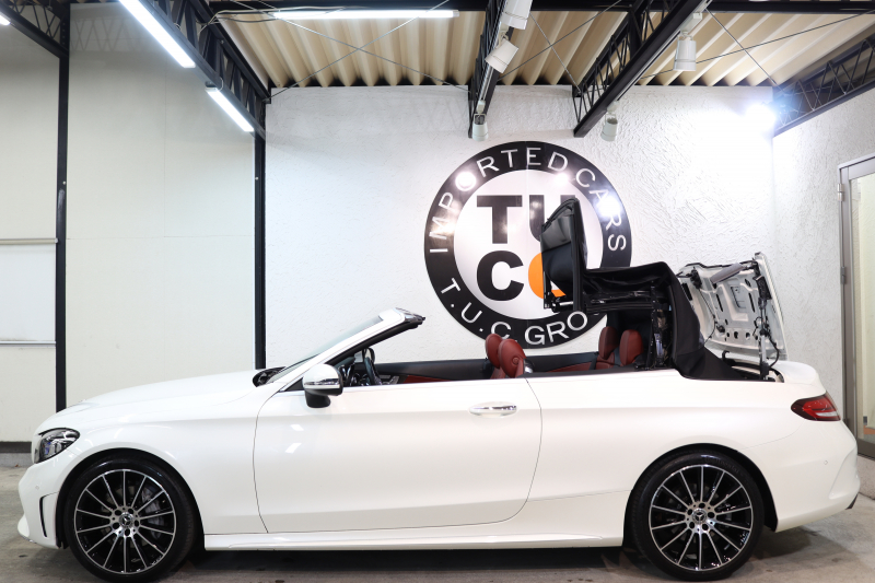 メルセデスベンツ Cクラス C180ｶﾌﾞﾘｵﾚ ｽﾎﾟｰﾂ ﾚｻﾞｰｴｸｽｸﾙｰｼﾌﾞ&ﾚｰﾀﾞｰｾｰﾌﾃｨPKG　後期 1ｵｰﾅｰ MEｺﾈｸﾄ ｷｰﾚｽｺﾞｰ 赤本革 ﾍｯﾄﾞｱｯﾌﾟD HDDﾅﾋﾞTV ｽﾏﾎ連携 ﾊﾞｯｸｶﾒﾗ PTS LEDﾗｲﾄ AMGｴｱﾛ&19AW ｴｱｻｽ 黒幌 9AT　2年保証