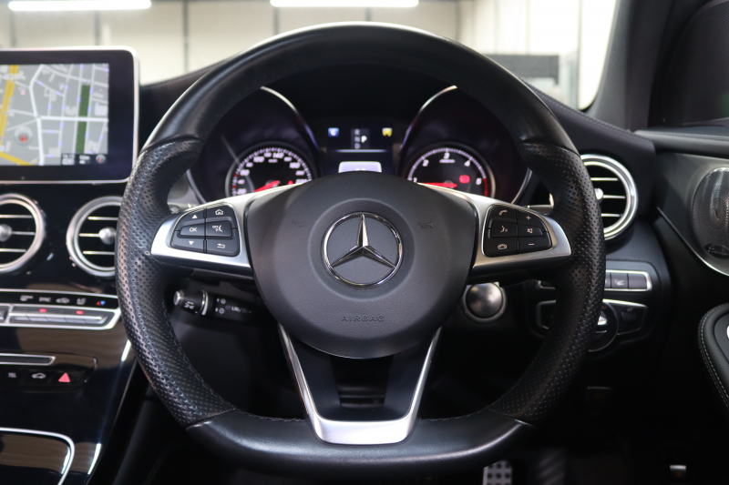 メルセデスベンツ GLC GLC220d 4MATIC ｽﾎﾟｰﾂ 本革仕様　ﾚｰﾀﾞｰｾｰﾌﾃｨPKG　ｷｰﾚｽｺﾞｰ 黒本革 ﾊﾟﾉﾗﾏSR ﾍｯﾄﾞｱｯﾌﾟD HDDﾅﾋﾞ BT音楽 ﾌﾞﾙﾒｽﾀｰ 360ｶﾒﾗ PTS LEDﾗｲﾄ 自動Rｹﾞｰﾄ ﾊﾝｽﾞﾌﾘｰA AMGｴｱﾛ&19AW ﾀﾞｲﾅﾐｯｸS 9AT　2年保証