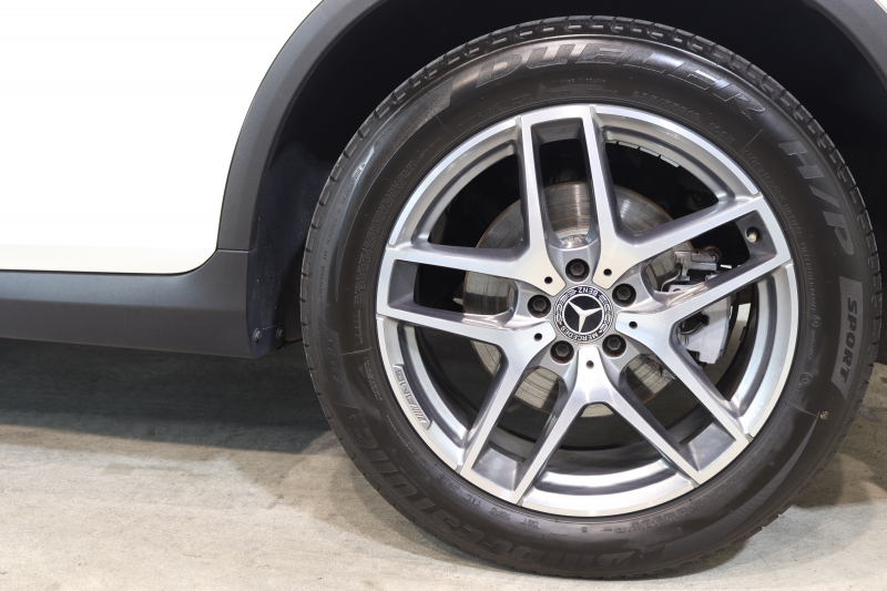 メルセデスベンツ GLC GLC220d 4MATIC ｽﾎﾟｰﾂ 本革仕様　ﾚｰﾀﾞｰｾｰﾌﾃｨPKG　ｷｰﾚｽｺﾞｰ 黒本革 ﾊﾟﾉﾗﾏSR ﾍｯﾄﾞｱｯﾌﾟD HDDﾅﾋﾞ BT音楽 ﾌﾞﾙﾒｽﾀｰ 360ｶﾒﾗ PTS LEDﾗｲﾄ 自動Rｹﾞｰﾄ ﾊﾝｽﾞﾌﾘｰA AMGｴｱﾛ&19AW ﾀﾞｲﾅﾐｯｸS 9AT　2年保証