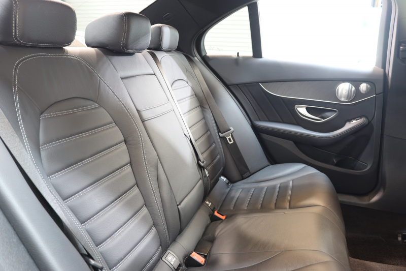 メルセデスベンツ Cクラス C200 AVG AMGﾗｲﾝ ﾚｻﾞｰｴｸｽｸﾙｰｼﾌﾞ&ﾚｰﾀﾞｰｾｰﾌﾃｨPKG　BSG搭載 後期 1ｵｰﾅｰ MEｺﾈｸﾄ ｷｰﾚｽｺﾞｰ 黒本革 ﾍｯﾄﾞｱｯﾌﾟD HDDﾅﾋﾞTV ｽﾏﾎ連携 ﾌﾞﾙﾒｽﾀｰ ﾊﾞｯｸｶﾒﾗ PTS LEDﾗｲﾄ 自動ﾄﾗﾝｸ ﾊﾝｽﾞﾌﾘｰA AMGｴｱﾛ&18AW ｴｱｻｽ 9AT　2年保証