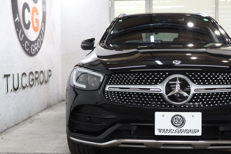 メルセデスベンツ GLC GLC300 4MATIC AMGﾗｲﾝ ﾚｻﾞｰｴｸｽｸﾙｰｼﾌﾞ&ﾚｰﾀﾞｰｾｰﾌﾃｨPKG　後期 MEｺﾈｸﾄ ｷｰﾚｽｺﾞｰ 赤/黒本革 ﾊﾟﾉﾗﾏSR ﾍｯﾄﾞｱｯﾌﾟD MBUXﾅﾋﾞTV BT音楽 ﾌﾞﾙﾒｽﾀｰ 360ｶﾒﾗ PTS LEDﾗｲﾄ 自動Rｹﾞｰﾄ AMGｴｱﾛ&20AW ｴｱｻｽ 9AT　2年保証