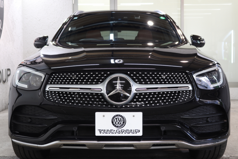 メルセデスベンツ GLC GLC300 4MATIC AMGﾗｲﾝ ﾚｻﾞｰｴｸｽｸﾙｰｼﾌﾞ&ﾚｰﾀﾞｰｾｰﾌﾃｨPKG　後期 MEｺﾈｸﾄ ｷｰﾚｽｺﾞｰ 赤/黒本革 ﾊﾟﾉﾗﾏSR ﾍｯﾄﾞｱｯﾌﾟD MBUXﾅﾋﾞTV BT音楽 ﾌﾞﾙﾒｽﾀｰ 360ｶﾒﾗ PTS LEDﾗｲﾄ 自動Rｹﾞｰﾄ AMGｴｱﾛ&20AW ｴｱｻｽ 9AT　2年保証