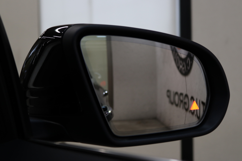 AMG Cクラス C63 ｴｸｽｸﾙｰｼﾌﾞ&ﾚｰﾀﾞｰｾｰﾌﾃｨPKG　1ｵｰﾅｰ ｷｰﾚｽｺﾞｰ 黒/赤本革 ﾍｯﾄﾞｱｯﾌﾟD HDDﾅﾋﾞTV BT音楽 ﾌﾞﾙﾒｽﾀｰ ﾊﾞｯｸｶﾒﾗ PTS LEDﾗｲﾄ 自動ﾄﾗﾝｸ ﾊﾝｽﾞﾌﾘｰA AMG専用装備&ﾁｭｰﾆﾝｸﾞﾀﾞｲﾅﾐｯｸS 7AT　2年保証