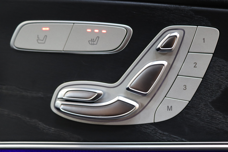 メルセデスベンツ Eクラス E300 AVG ｽﾎﾟｰﾂ ｴｸｽｸﾙｰｼﾌﾞ&ﾚｰﾀﾞｰｾｰﾌﾃｨPKG　中期 NEWｽﾃｱﾘﾝｸﾞ ｷｰﾚｽｺﾞｰ 黒本革 ﾊﾟﾉﾗﾏSR ﾍｯﾄﾞｱｯﾌﾟD HDDﾅﾋﾞTV ｽﾏﾎ連携 ﾌﾞﾙﾒｽﾀｰ 360ｶﾒﾗ PTS LEDﾗｲﾄ 自動ﾄﾗﾝｸ ﾊﾝｽﾞﾌﾘｰA AMGｴｱﾛ&19AW 9AT　2年保証