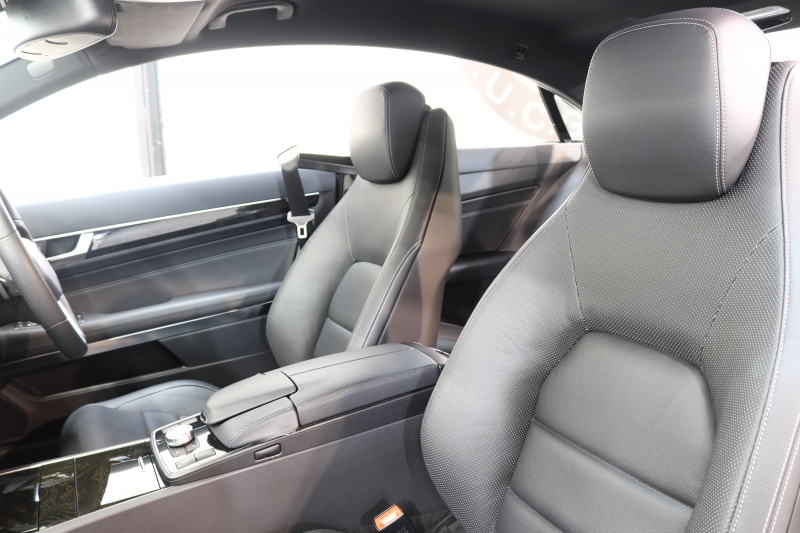 メルセデスベンツ Eクラス E250ｸｰﾍﾟ AMGｽﾎﾟｰﾂ&ﾚｰﾀﾞｰｾｰﾌﾃｨPKG　後期 1ｵｰﾅｰ ｷｰﾚｽｺﾞｰ 黒本革 HDDﾅﾋﾞTV BT音楽 ﾊﾞｯｸｶﾒﾗ PTS LEDﾗｲﾄ AMGｴｱﾛ&18AW 7AT　2年保証