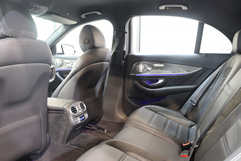 AMG Eクラス E63 4MATIC+ ﾚｰﾀﾞｰｾｰﾌﾃｨPKG　ｷｰﾚｽｺﾞｰ 黒本革 ﾍｯﾄﾞｱｯﾌﾟD HDDﾅﾋﾞTV ｽﾏﾎ連携 ﾌﾞﾙﾒｽﾀｰ 360ｶﾒﾗ PTS LEDﾗｲﾄ 自動ﾄﾗﾝｸ ﾊﾝｽﾞﾌﾘｰA AMG専用装備&ﾁｭｰﾆﾝｸﾞﾀﾞｲﾅﾐｯｸS 9AT　2年保証