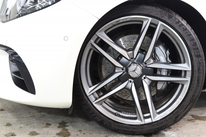 AMG Eクラス E63 4MATIC+ ﾚｰﾀﾞｰｾｰﾌﾃｨPKG　ｷｰﾚｽｺﾞｰ 黒本革 ﾍｯﾄﾞｱｯﾌﾟD HDDﾅﾋﾞTV ｽﾏﾎ連携 ﾌﾞﾙﾒｽﾀｰ 360ｶﾒﾗ PTS LEDﾗｲﾄ 自動ﾄﾗﾝｸ ﾊﾝｽﾞﾌﾘｰA AMG専用装備&ﾁｭｰﾆﾝｸﾞﾀﾞｲﾅﾐｯｸS 9AT　2年保証