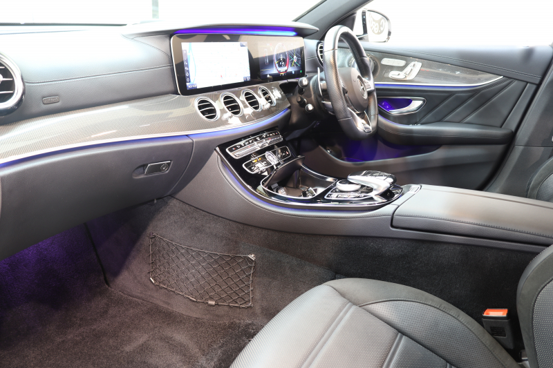 AMG Eクラス E63 4MATIC+ ﾚｰﾀﾞｰｾｰﾌﾃｨPKG　ｷｰﾚｽｺﾞｰ 黒本革 ﾍｯﾄﾞｱｯﾌﾟD HDDﾅﾋﾞTV ｽﾏﾎ連携 ﾌﾞﾙﾒｽﾀｰ 360ｶﾒﾗ PTS LEDﾗｲﾄ 自動ﾄﾗﾝｸ ﾊﾝｽﾞﾌﾘｰA AMG専用装備&ﾁｭｰﾆﾝｸﾞﾀﾞｲﾅﾐｯｸS 9AT　2年保証