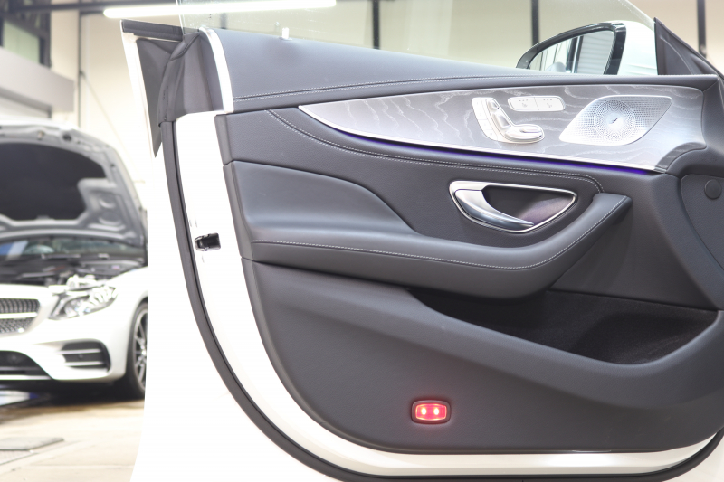 メルセデスベンツ CLS CLS450 4MATIC ｽﾎﾟｰﾂ ｴｸｽｸﾙｰｼﾌﾞ&ﾚｰﾀﾞｰｾｰﾌﾃｨPKG　ISG搭載 1ｵｰﾅｰ ｷｰﾚｽｺﾞｰ 黒本革 ﾍﾞﾝﾁﾚｰﾀｰ ｻﾝﾙｰﾌ ﾍｯﾄﾞｱｯﾌﾟD HDDﾅﾋﾞTV ｽﾏﾎ連携 ﾌﾞﾙﾒｽﾀｰ 360ｶﾒﾗ PTS LEDﾗｲﾄ 自動ﾄﾗﾝｸ ﾊﾝｽﾞﾌﾘｰA AMGｴｱﾛ&19AW ｴｱｻｽ 9AT　2年保証