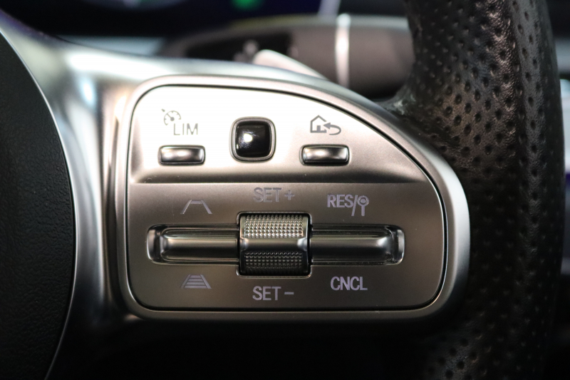 メルセデスベンツ CLS CLS450 4MATIC ｽﾎﾟｰﾂ ｴｸｽｸﾙｰｼﾌﾞ&ﾚｰﾀﾞｰｾｰﾌﾃｨPKG　ISG搭載 1ｵｰﾅｰ ｷｰﾚｽｺﾞｰ 黒本革 ﾍﾞﾝﾁﾚｰﾀｰ ｻﾝﾙｰﾌ ﾍｯﾄﾞｱｯﾌﾟD HDDﾅﾋﾞTV ｽﾏﾎ連携 ﾌﾞﾙﾒｽﾀｰ 360ｶﾒﾗ PTS LEDﾗｲﾄ 自動ﾄﾗﾝｸ ﾊﾝｽﾞﾌﾘｰA AMGｴｱﾛ&19AW ｴｱｻｽ 9AT　2年保証