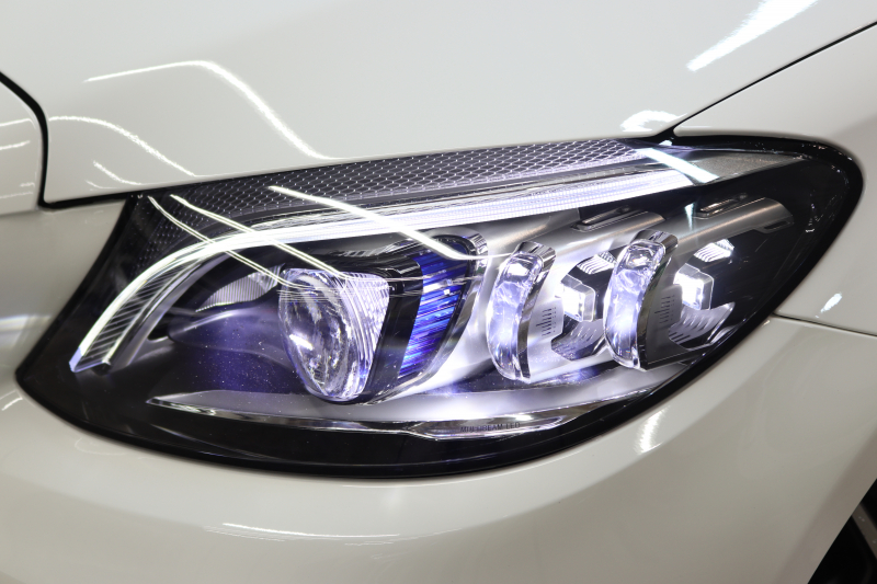 メルセデスベンツ Cクラス C200 AVG AMGﾗｲﾝ ﾚｰﾀﾞｰｾｰﾌﾃｨPKG　ﾚｰﾀﾞｰｾｰﾌﾃｨPKG　BSG搭載 後期 ｷｰﾚｽｺﾞｰ 黒革 HDDﾅﾋﾞTV ｽﾏﾎ連携 ﾊﾞｯｸｶﾒﾗ PTS LEDﾗｲﾄ AMGｴｱﾛ&18AW ﾀﾞｲﾅﾐｯｸS ｴｱｻｽ 9AT　2年保証