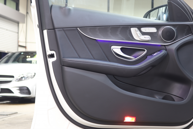 メルセデスベンツ Cクラス C200 AVG AMGﾗｲﾝ ﾚｰﾀﾞｰｾｰﾌﾃｨPKG　ﾚｰﾀﾞｰｾｰﾌﾃｨPKG　BSG搭載 後期 ｷｰﾚｽｺﾞｰ 黒革 HDDﾅﾋﾞTV ｽﾏﾎ連携 ﾊﾞｯｸｶﾒﾗ PTS LEDﾗｲﾄ AMGｴｱﾛ&18AW ﾀﾞｲﾅﾐｯｸS ｴｱｻｽ 9AT　2年保証