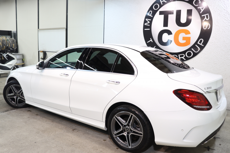 メルセデスベンツ Cクラス C200 AVG AMGﾗｲﾝ ﾚｰﾀﾞｰｾｰﾌﾃｨPKG　ﾚｰﾀﾞｰｾｰﾌﾃｨPKG　BSG搭載 後期 ｷｰﾚｽｺﾞｰ 黒革 HDDﾅﾋﾞTV ｽﾏﾎ連携 ﾊﾞｯｸｶﾒﾗ PTS LEDﾗｲﾄ AMGｴｱﾛ&18AW ﾀﾞｲﾅﾐｯｸS ｴｱｻｽ 9AT　2年保証