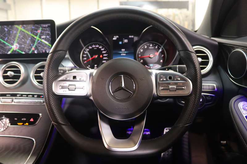 メルセデスベンツ Cクラス C200 AVG AMGﾗｲﾝ ﾚｰﾀﾞｰｾｰﾌﾃｨPKG　ﾚｰﾀﾞｰｾｰﾌﾃｨPKG　BSG搭載 後期 ｷｰﾚｽｺﾞｰ 黒革 HDDﾅﾋﾞTV ｽﾏﾎ連携 ﾊﾞｯｸｶﾒﾗ PTS LEDﾗｲﾄ AMGｴｱﾛ&18AW ﾀﾞｲﾅﾐｯｸS ｴｱｻｽ 9AT　2年保証