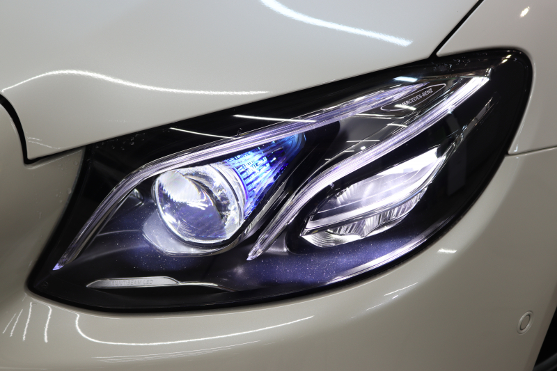 メルセデスベンツ Eクラス E200ｸｰﾍﾟ ｽﾎﾟｰﾂ ﾚｻﾞｰ&ﾚｰﾀﾞｰｾｰﾌﾃｨPKG　中期 ｷｰﾚｽｺﾞｰ 黒本革 ﾊﾟﾉﾗﾏSR ﾍｯﾄﾞｱｯﾌﾟD HDDﾅﾋﾞTV ｽﾏﾎ連携 ﾌﾞﾙﾒｽﾀｰ 360ｶﾒﾗ PTS LEDﾗｲﾄ AMGｴｱﾛ&19AW ﾀﾞｲﾅﾐｯｸｾﾚｸﾄ 9AT　2年保証