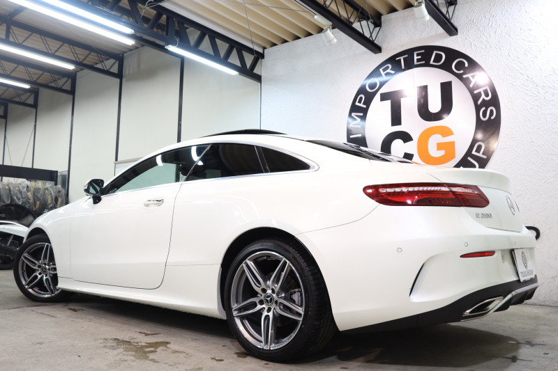 メルセデスベンツ Eクラス E200ｸｰﾍﾟ ｽﾎﾟｰﾂ ﾚｻﾞｰ&ﾚｰﾀﾞｰｾｰﾌﾃｨPKG　中期 ｷｰﾚｽｺﾞｰ 黒本革 ﾊﾟﾉﾗﾏSR ﾍｯﾄﾞｱｯﾌﾟD HDDﾅﾋﾞTV ｽﾏﾎ連携 ﾌﾞﾙﾒｽﾀｰ 360ｶﾒﾗ PTS LEDﾗｲﾄ AMGｴｱﾛ&19AW ﾀﾞｲﾅﾐｯｸｾﾚｸﾄ 9AT　2年保証